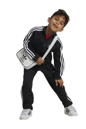 پوشاک ورزشی Adidas (لاین کودک)